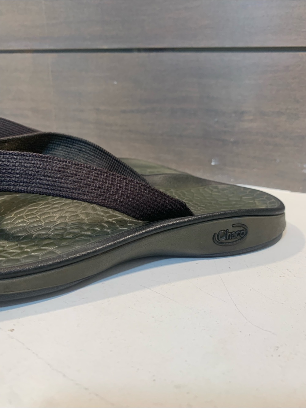 Chaco Mens Classic Flip EcoTread Sandal Black Green Sz 8 Casual Outdoor - Picture 2 of 7